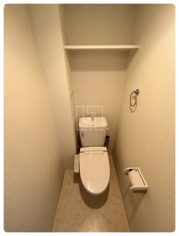 トイレ　アコード中之島　温水洗浄便座