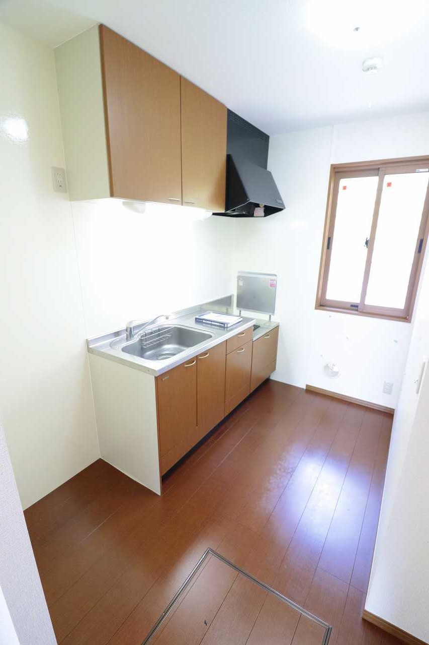 キッチン　※同物件、別部屋の写真です。