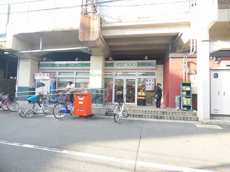 コンビニ　ローソンストア100（コンビニ）まで441m