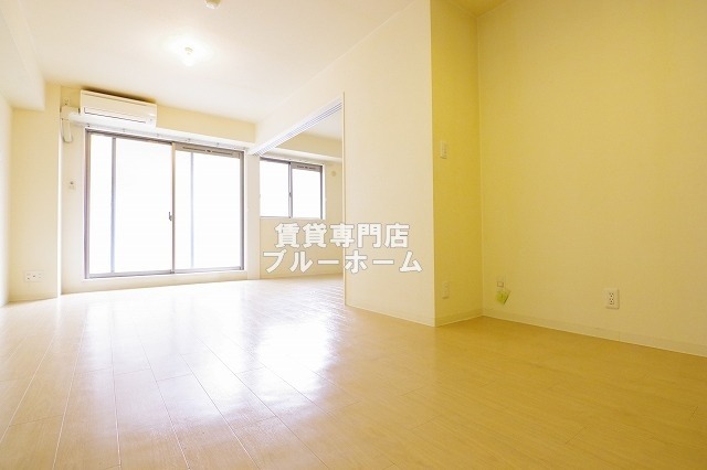 居室・リビング　10帖以上ある広々としたお部屋です！