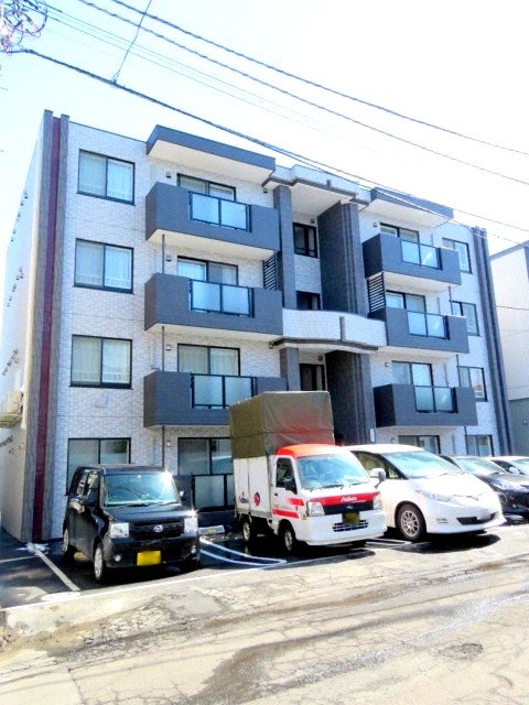 建物外観　☆南郷7丁目駅徒歩4分☆