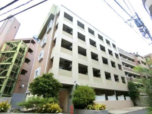 建物外観　2002年完成RCマンション♪
