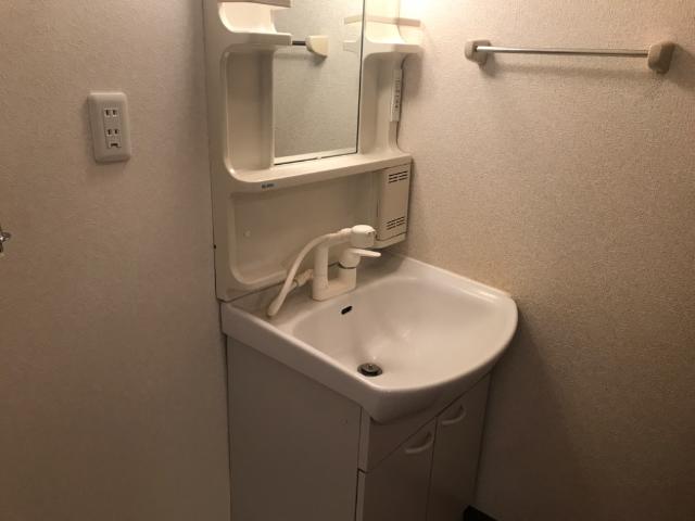 洗面設備　洗髪洗面化粧台