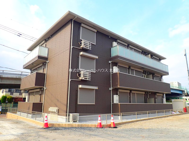 建物外観　レーベンハウス北本店へ　048-590-5757