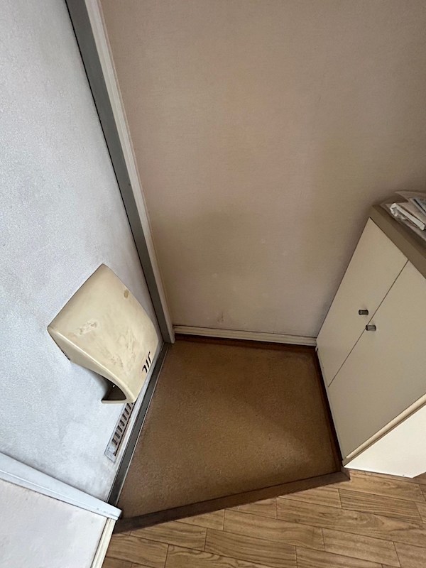 玄関　別部屋参照
