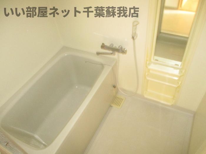 バス・シャワールーム　お風呂で日々の疲れを落としましょう