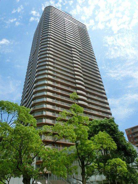 建物外観　オートロック付き