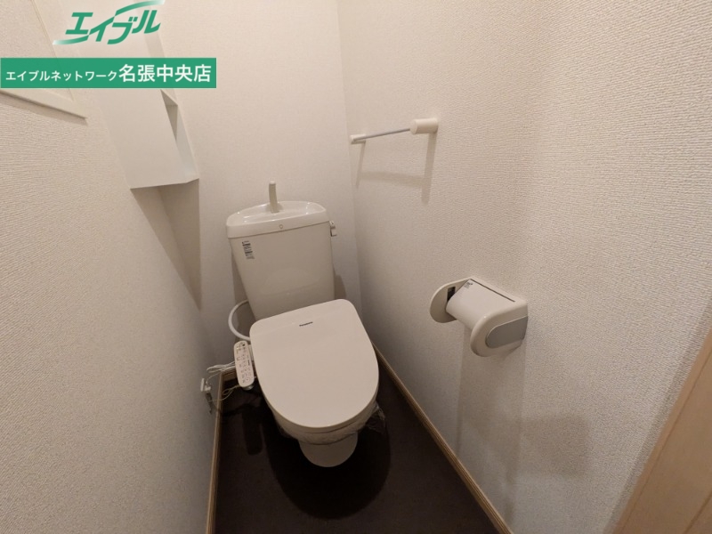トイレ　別部屋参考写真です