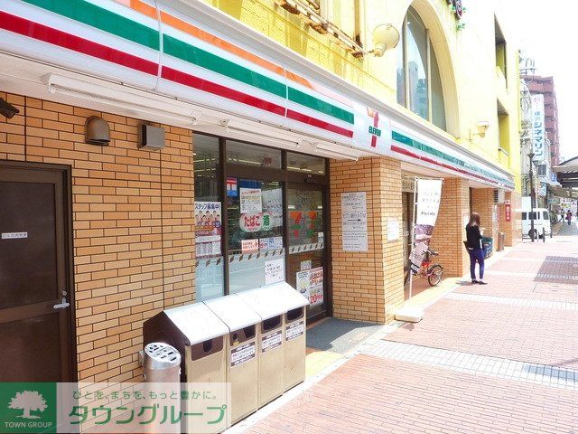 コンビニ　★★セブンイレブン（コンビニ）まで212m
