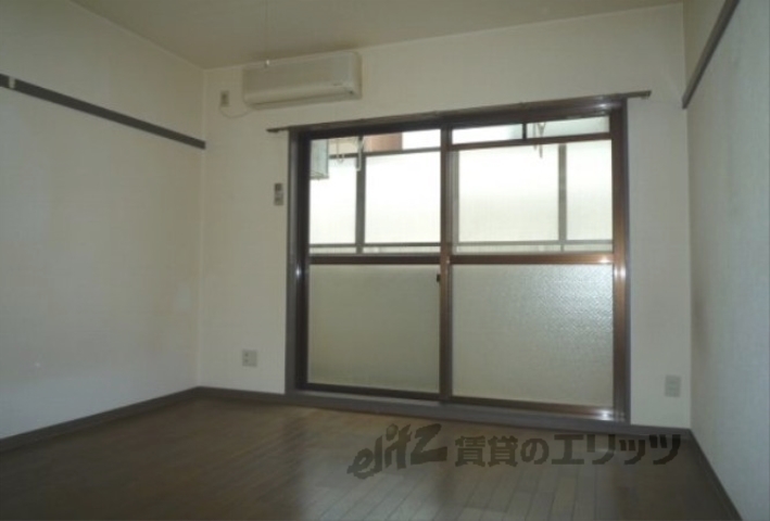居室・リビング　居室