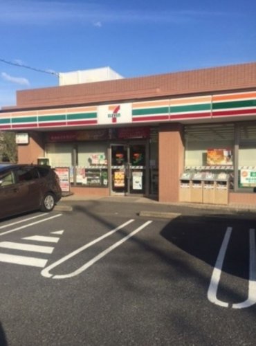 コンビニ　セブンイレブン船橋山手店（コンビニ）まで652m