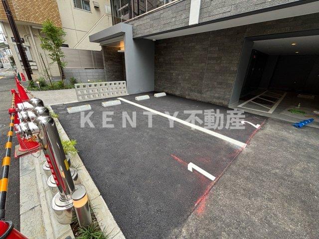 駐車場　車をお持ちの方に嬉しい駐車場付きの物件です
