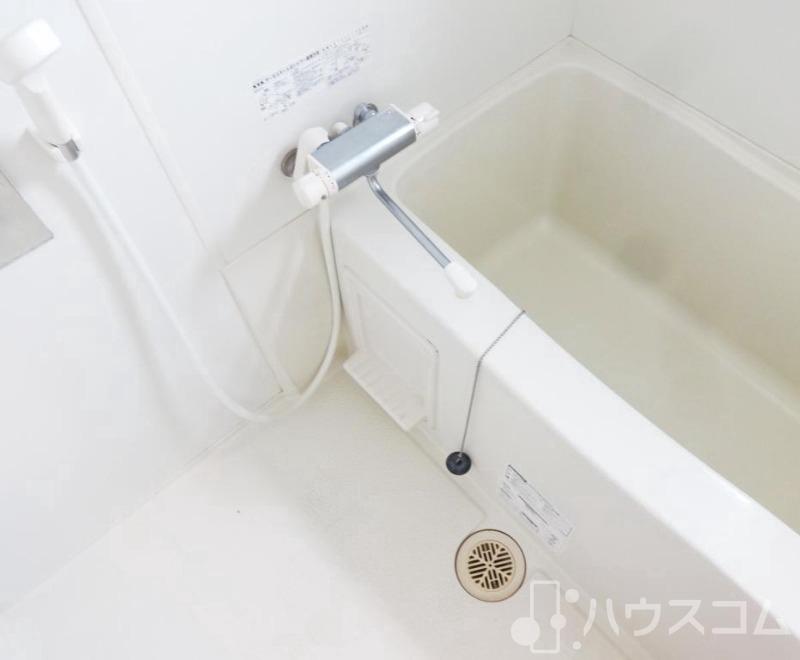 バス・シャワールーム　清潔感がありユッタリサイズ♪