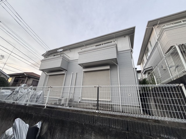相鉄いずみ野線 二俣川駅 バス乗車時間：12分 最寄りバス停で下車 徒歩4分 築29年