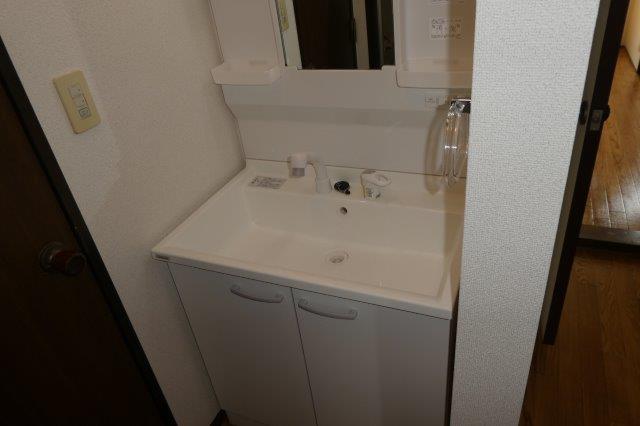 洗面設備　シャンプードレッサー
