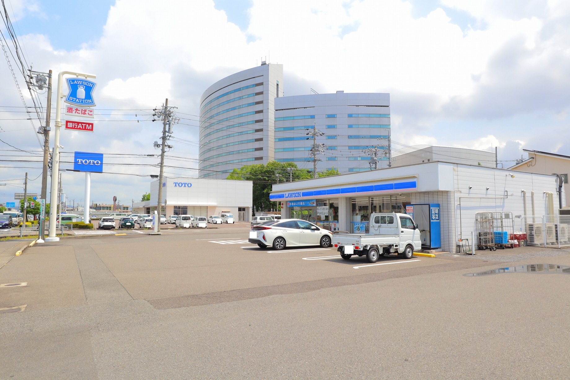コンビニ　ローソン岐阜薮田南店（コンビニ）まで303m