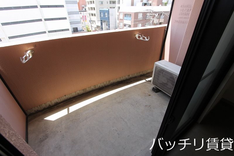 バルコニー　＊画像は別部屋の為イメージ、現状を優先致します。