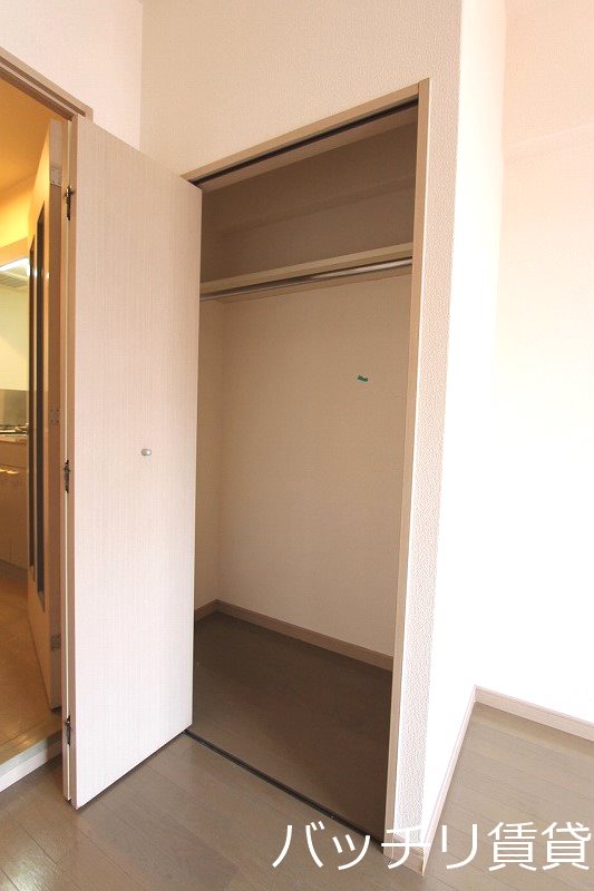 収納　＊画像は別部屋の為イメージ、現状を優先致します。