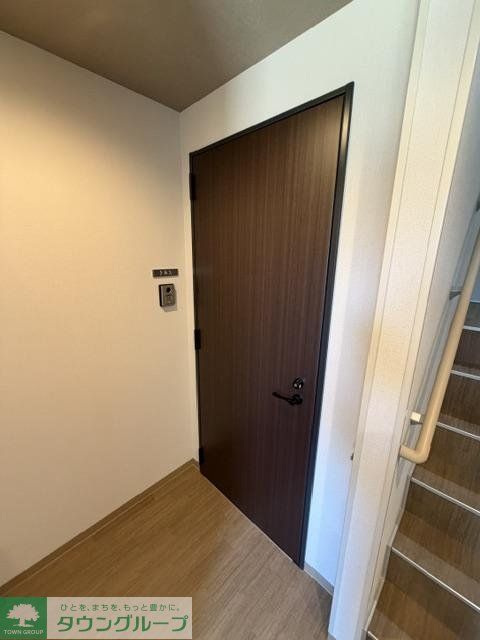 玄関　★お問い合わせはタウンハウジングまで★