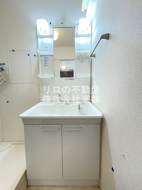 ＪＲ横須賀線 保土ケ谷駅 バス乗車時間：9分 最寄りバス停で下車 徒歩1分 2階建 築14年の内装写真