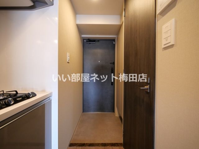 リヴェント難波ウエストの玄関写真