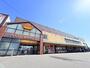 スーパー　COOP皆春店（スーパー）まで674m