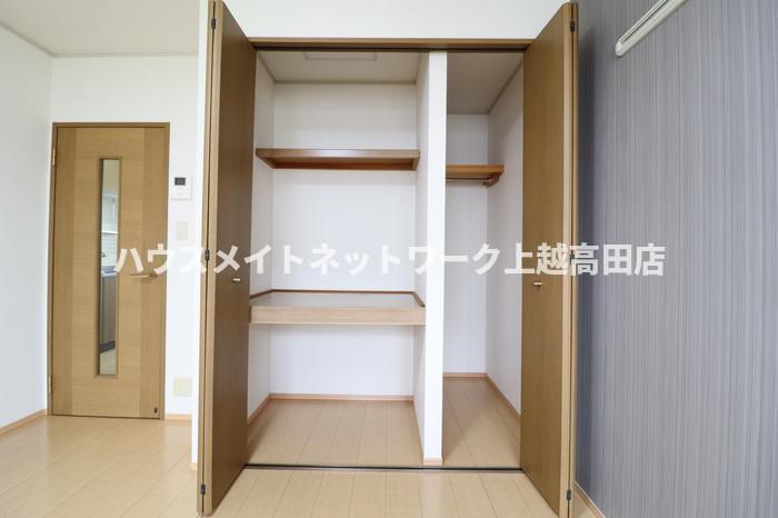 収納　クローゼット
