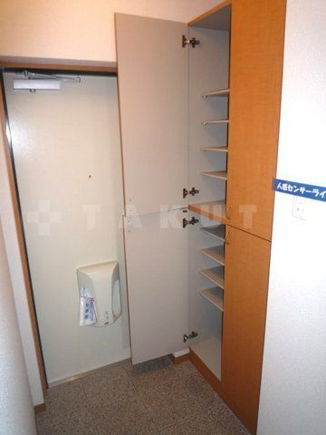 サンフォレストの玄関写真