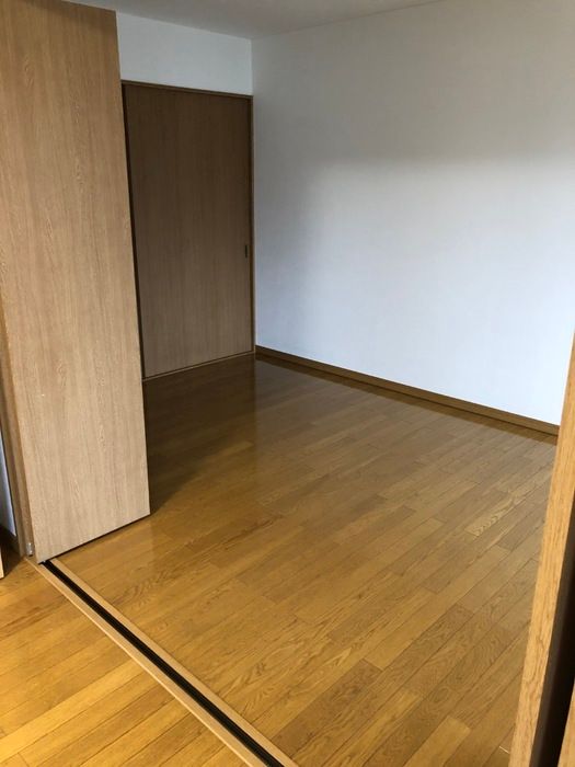 アスティオンの内装写真