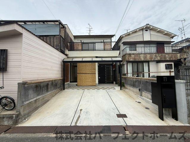招提南町1丁目テラスハウス