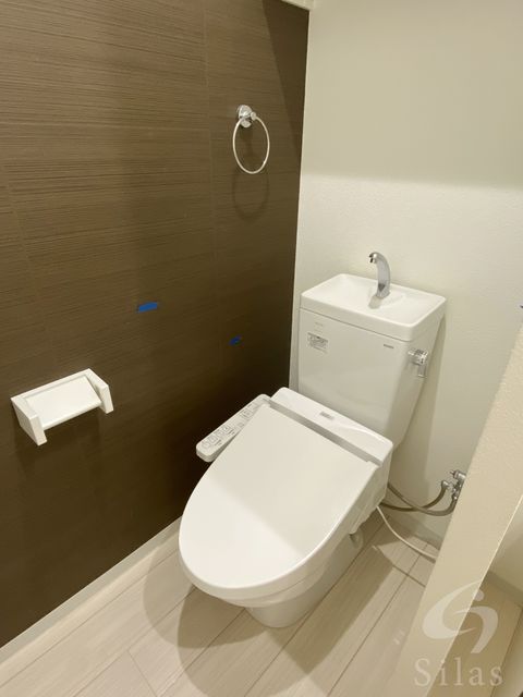 地下鉄長堀鶴見緑地線 玉造駅 徒歩3分 9階建 築20年のトイレ写真