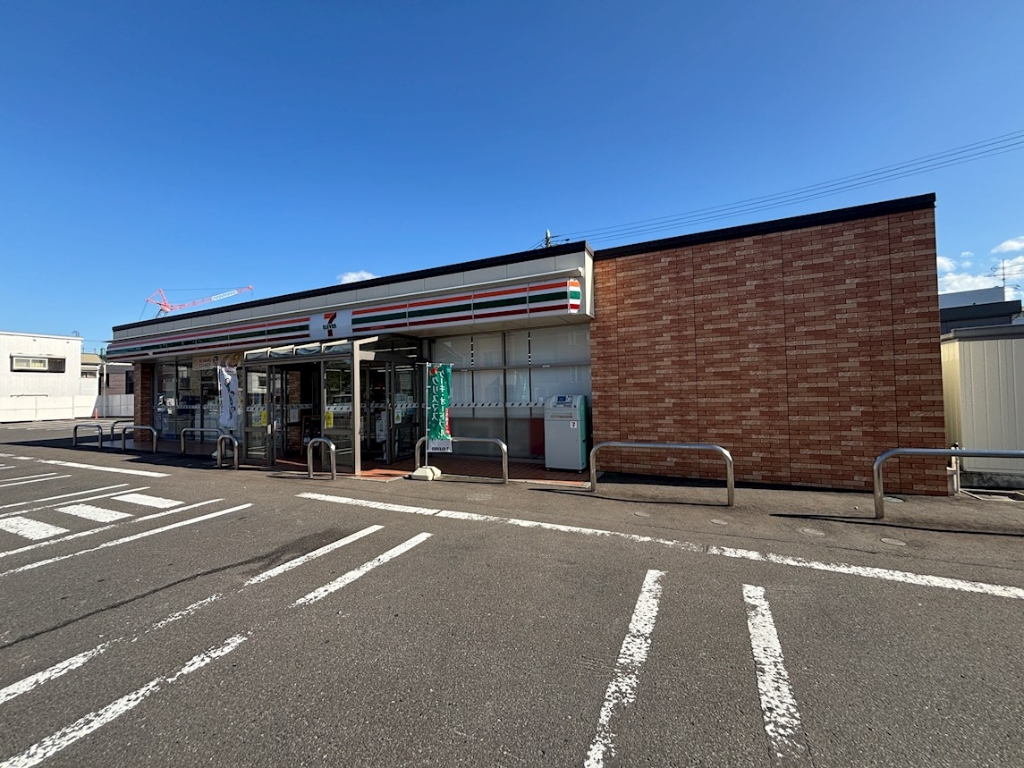 コンビニ　セブンイレブン 青森造道3丁目店（コンビニ）まで844m