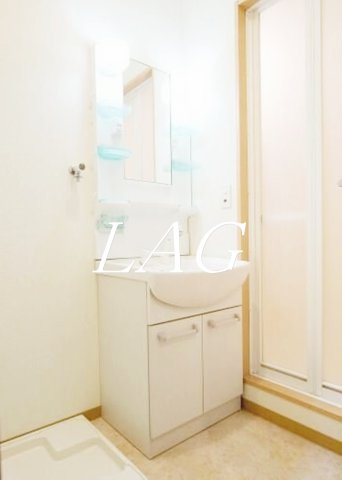 洗面設備　独立洗面台です。