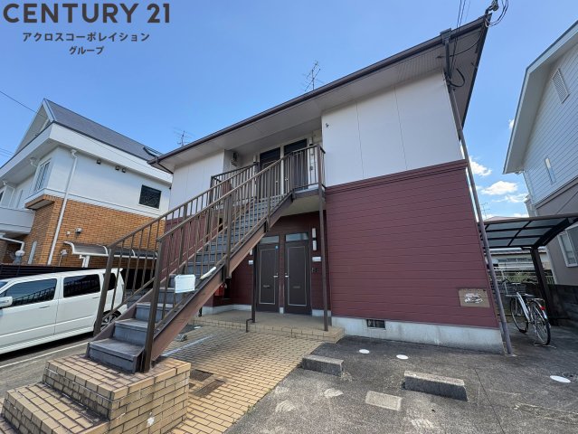 建物外観　敷地内駐車場あり！