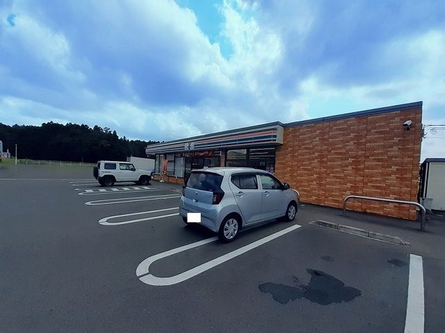 【角田市横倉のアパートのコンビニ】