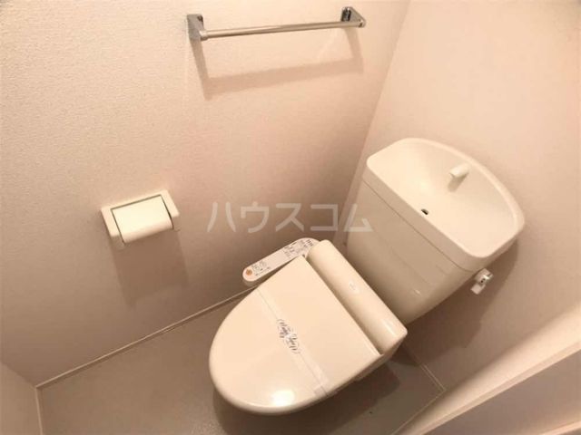 【伊豆の国市三福のアパートのトイレ】