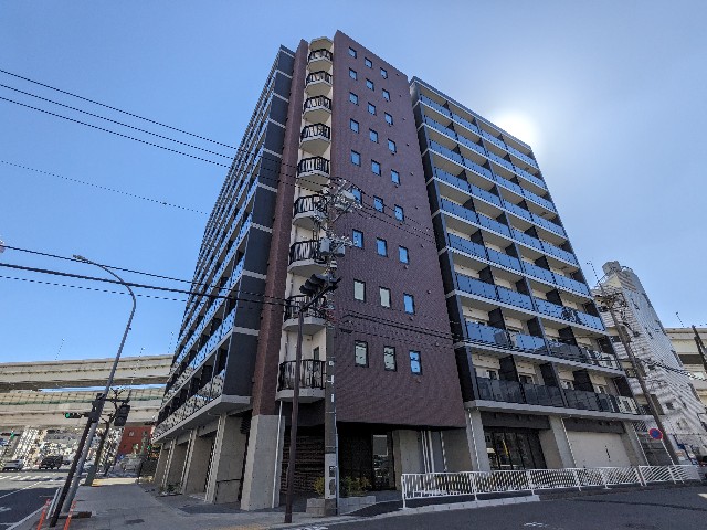 グランカーサ横濱石川町の建物外観