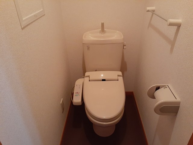 【フローラルハイツIIのトイレ】