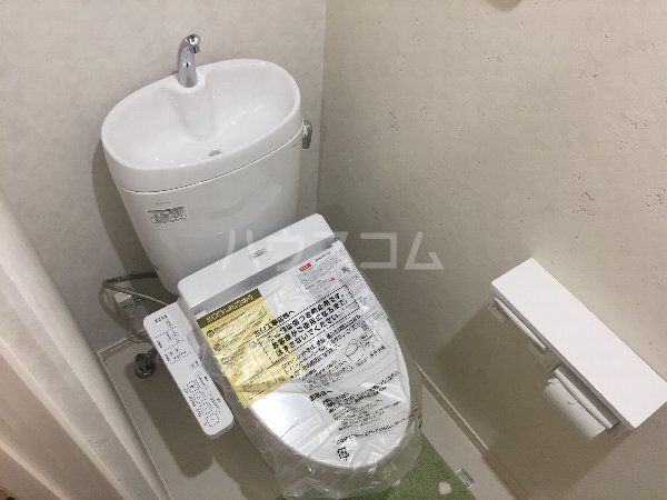 【春日井シェアハウス　ボヌールのトイレ】
