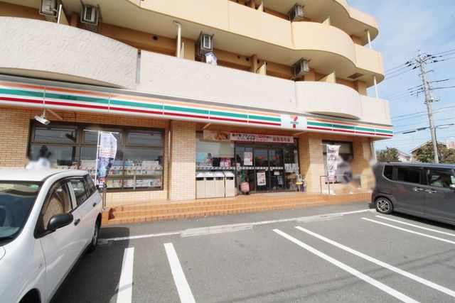 【横浜市青葉区元石川町のアパートのコンビニ】