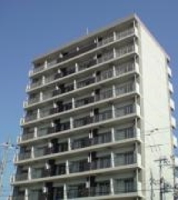 【フィオレ・レジデンス出島海岸通の建物外観】