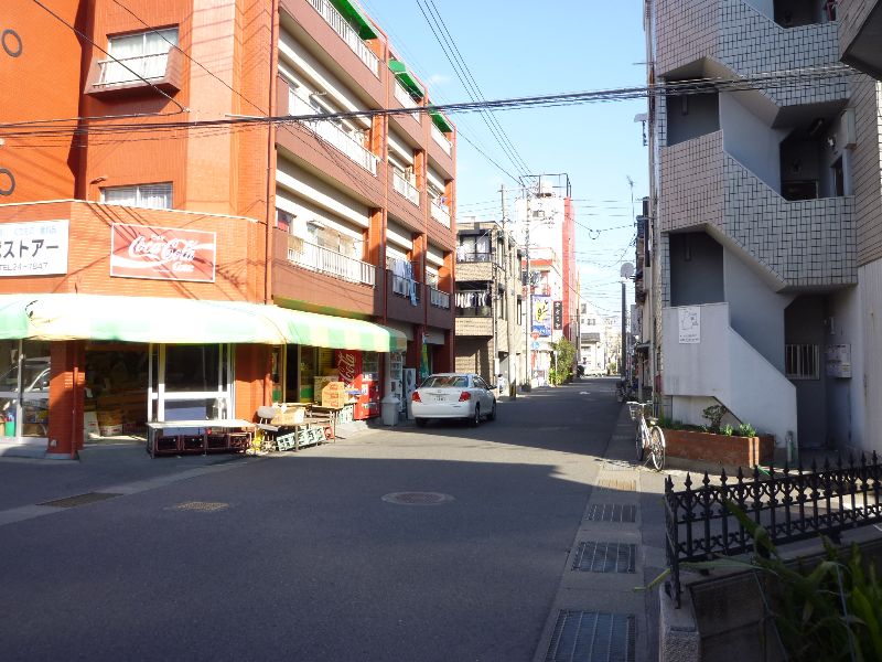 【たけマンション（甲突町）の建物外観】