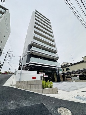 枚方市牧野阪のマンションの建物外観