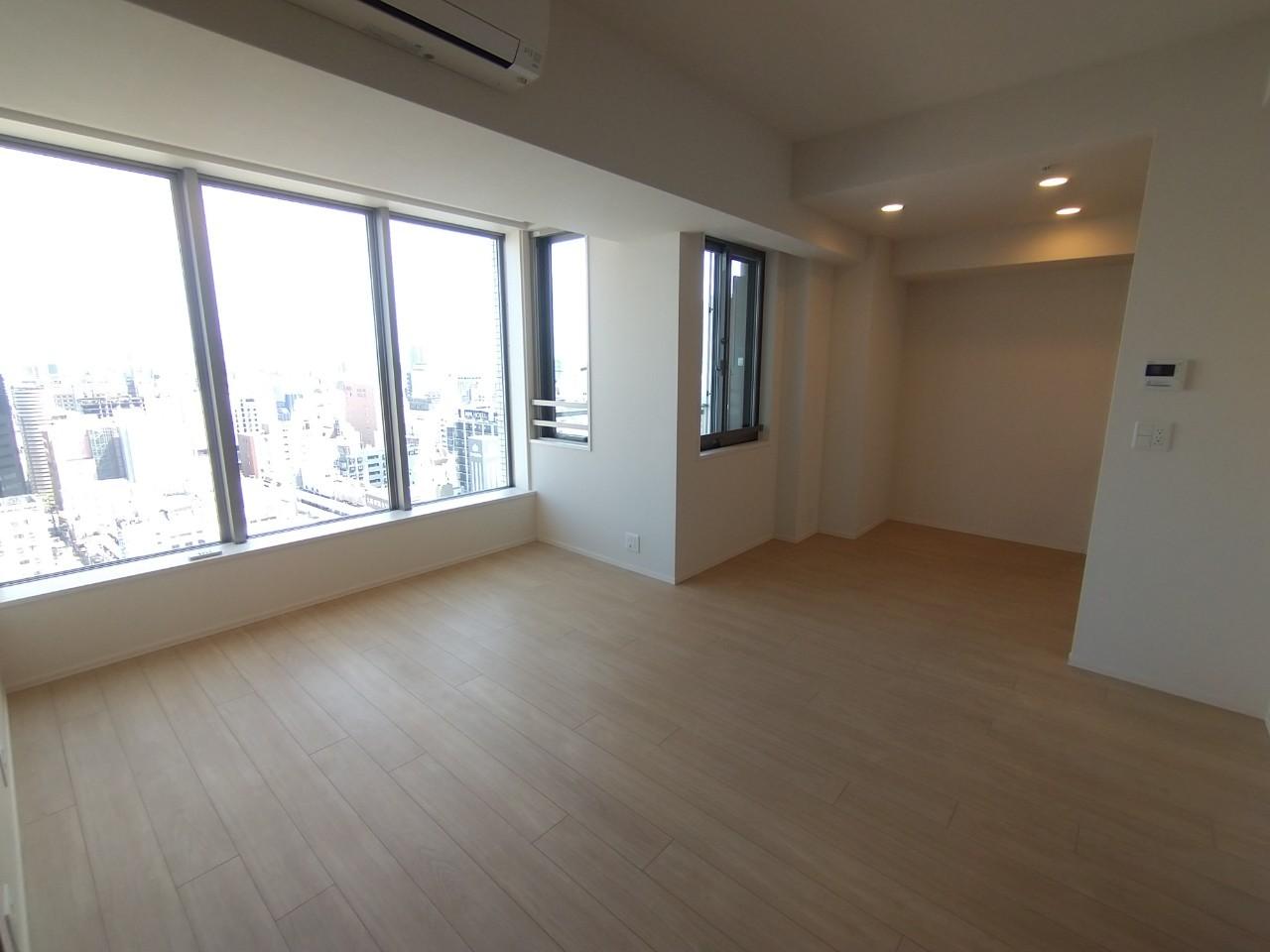 branztower様 イオーヌクリーム3 インジュヴ・オメガスリー