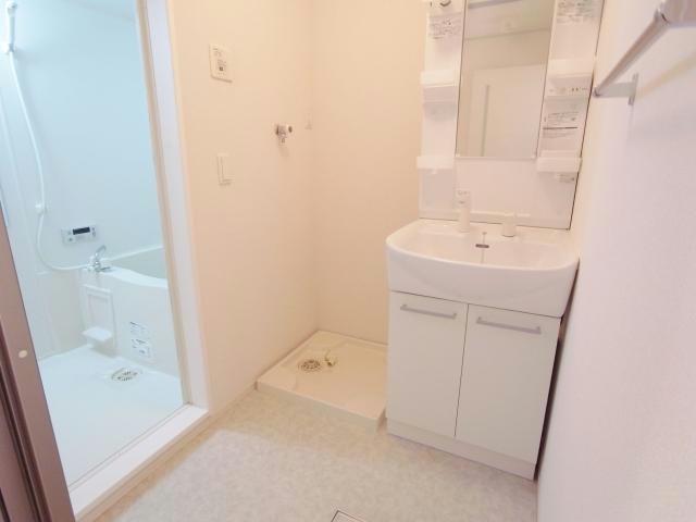 洗面設備　※同型参考写真