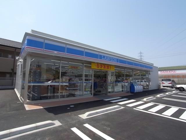 コンビニ　ローソン関山王通店（コンビニ）まで340m