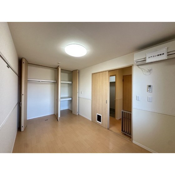 収納　洋室の収納