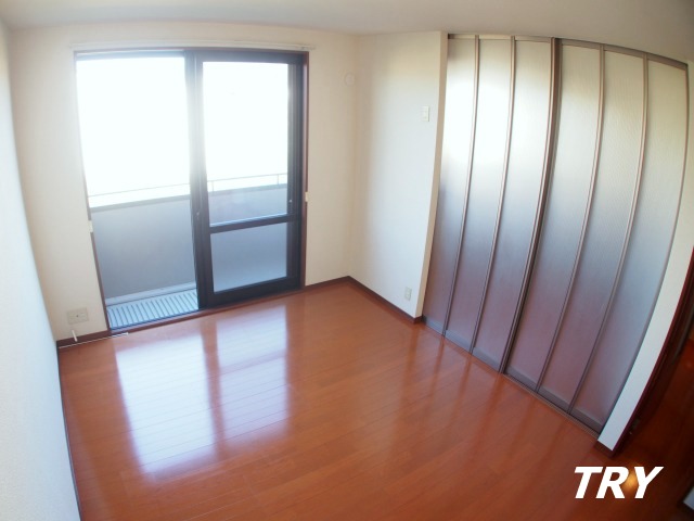 その他　明るいリビングです。