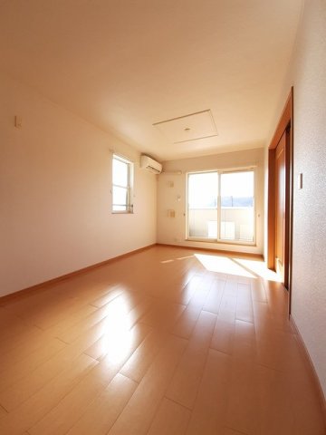 居室・リビング　おしゃれな居間です