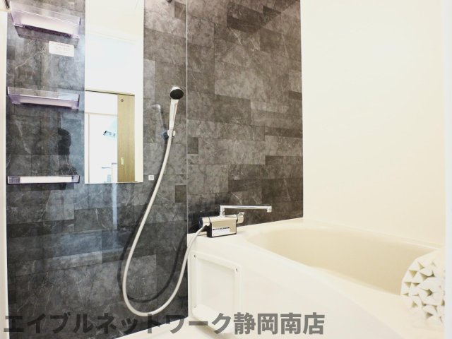 バス・シャワールーム　同イメージ